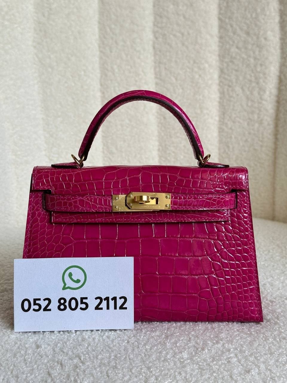 Hermès Kelly Mini in Fuchsia