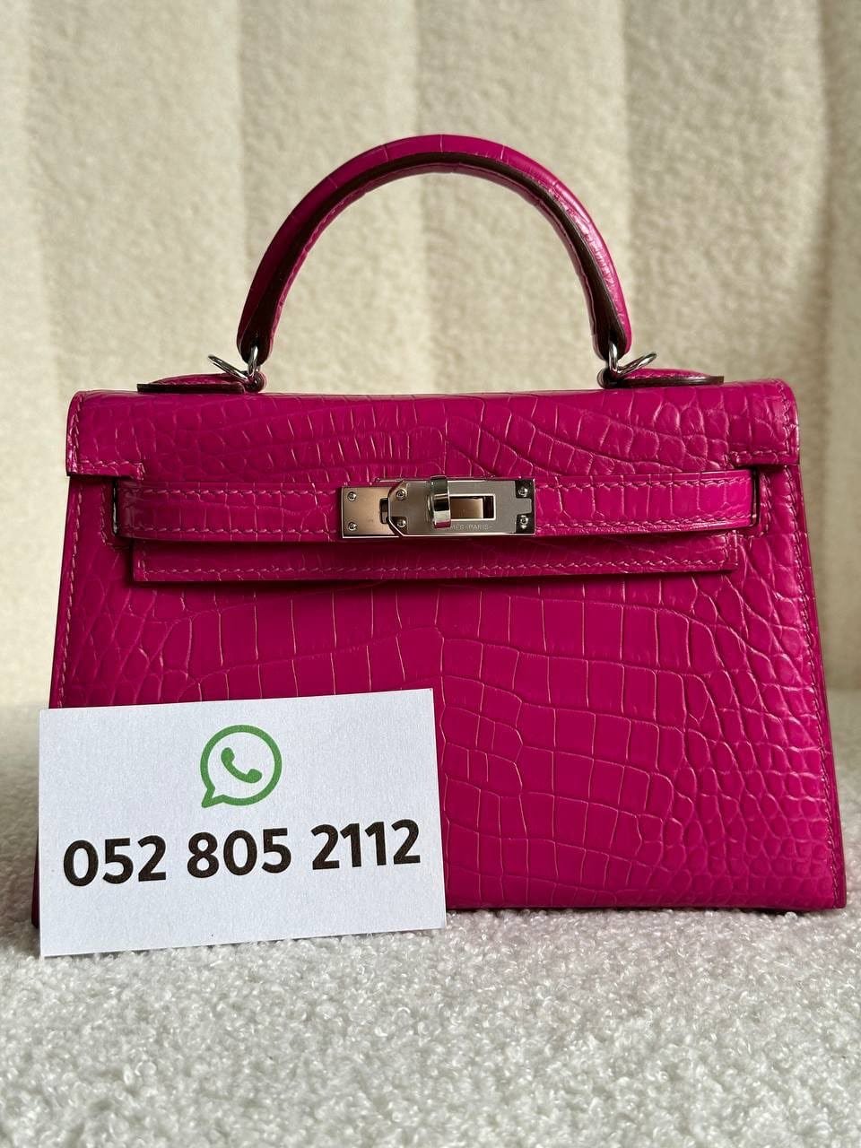 Hermès Kelly in Fuchsia