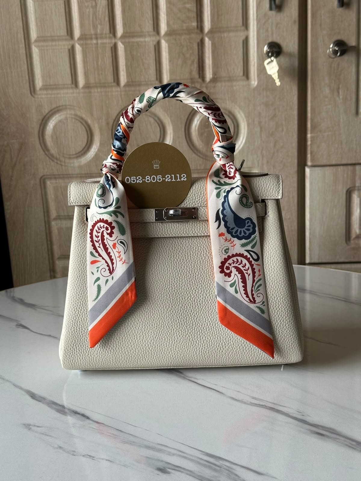 Hermès Kelly in Chalk White